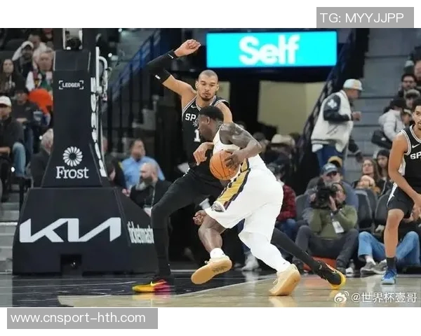 马刺与鹈鹕激战正酣谁将赢得西部季后赛的关键对决